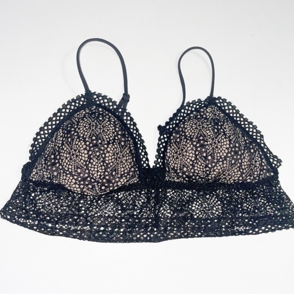Victoria’s Secret Black Lace Longline Bralette